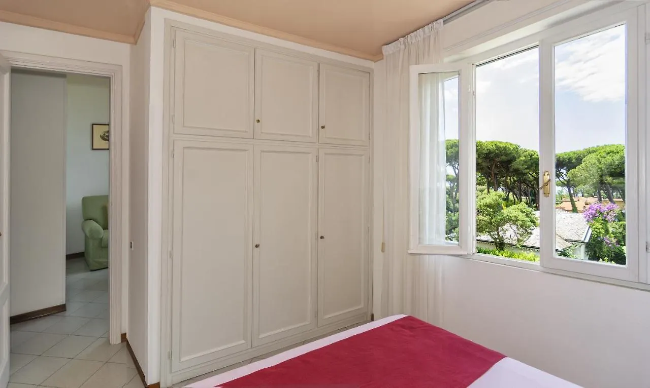 Hotel Villa Edera Marina di Pietrasanta 4*,